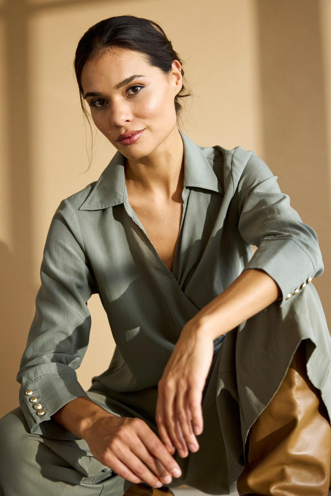 Karla bluse