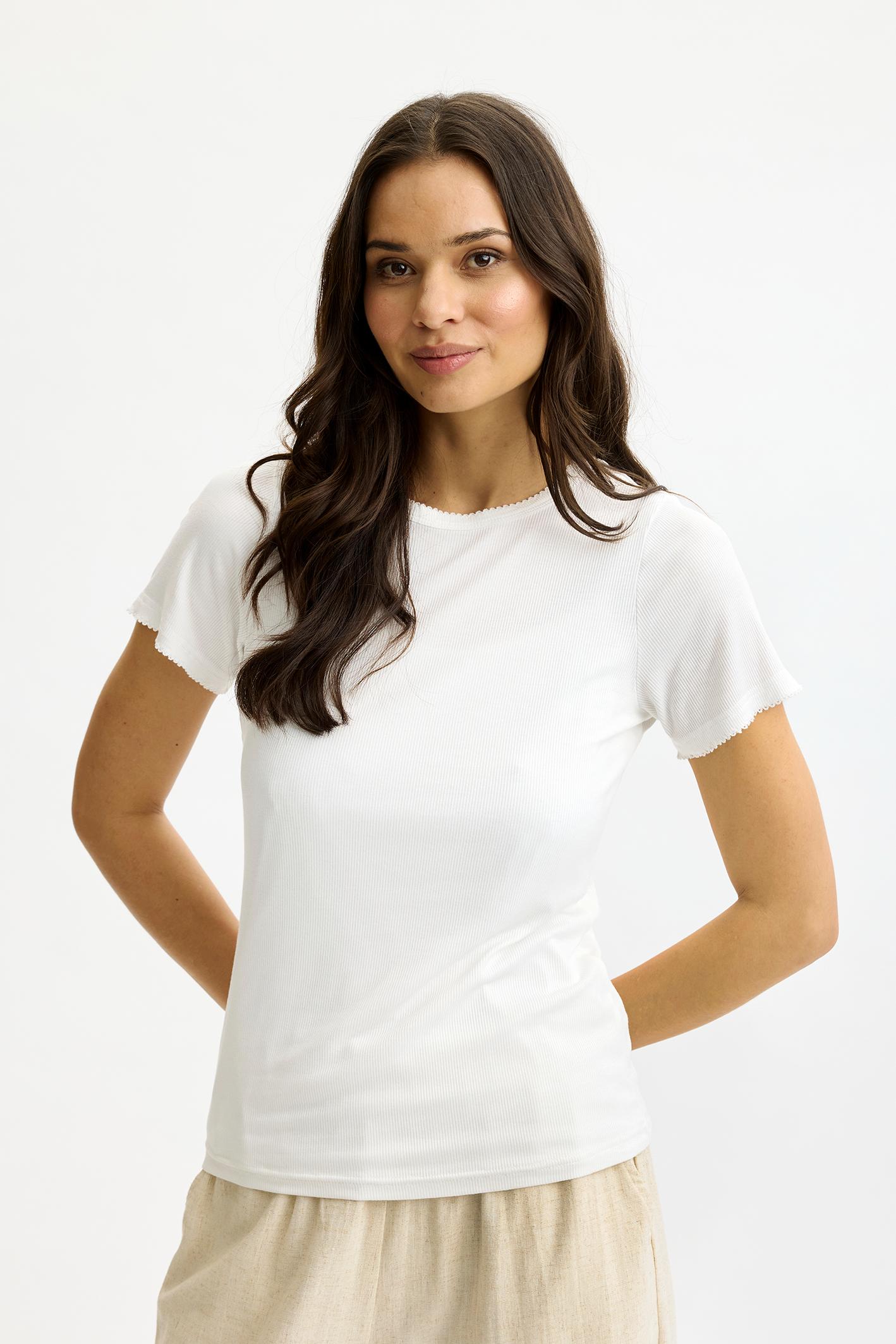 Yvonne t-shirt