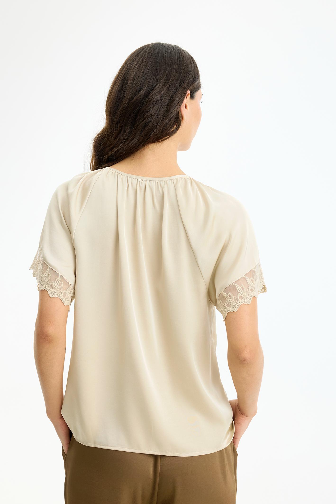 Faye bluse