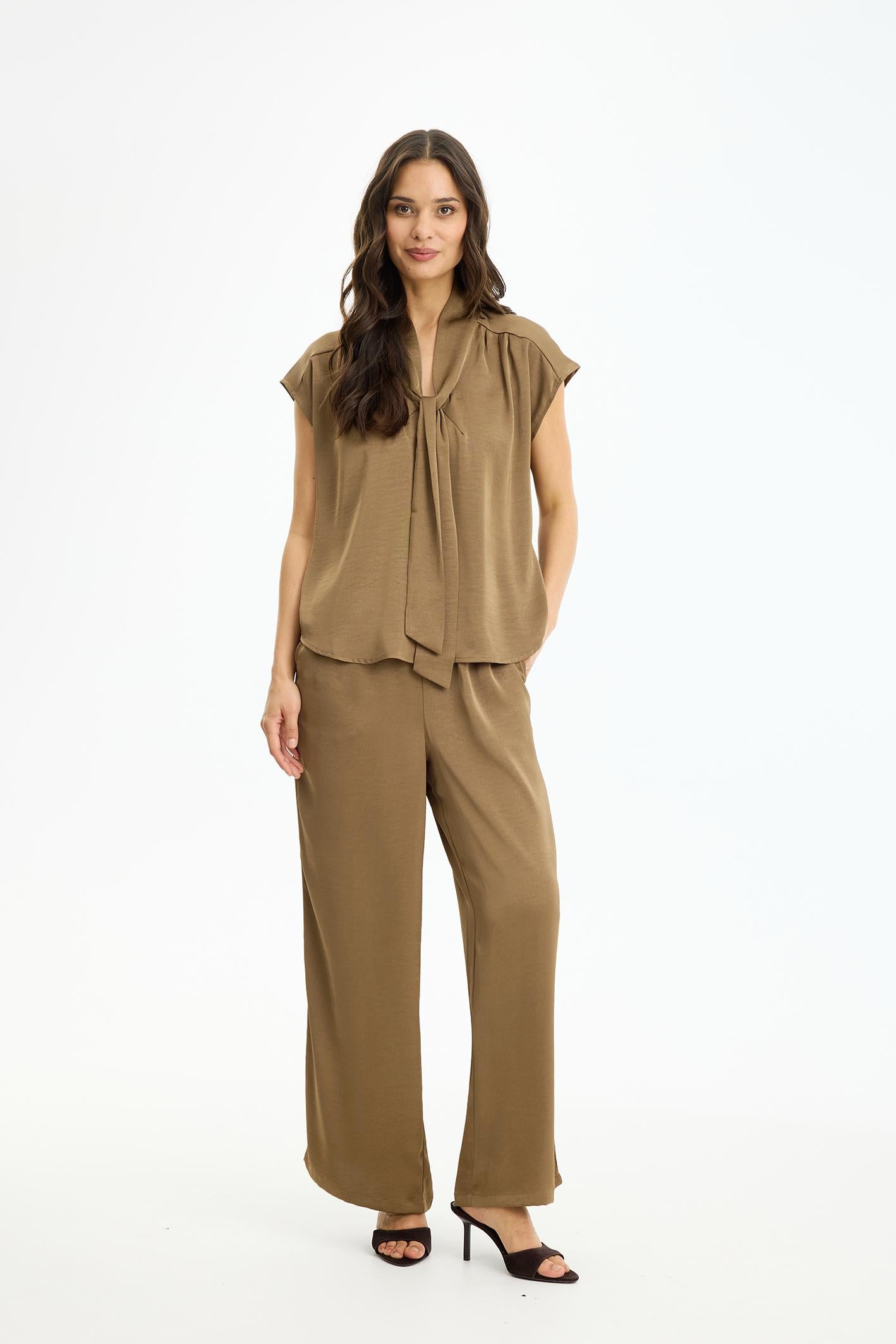 Faye bluse