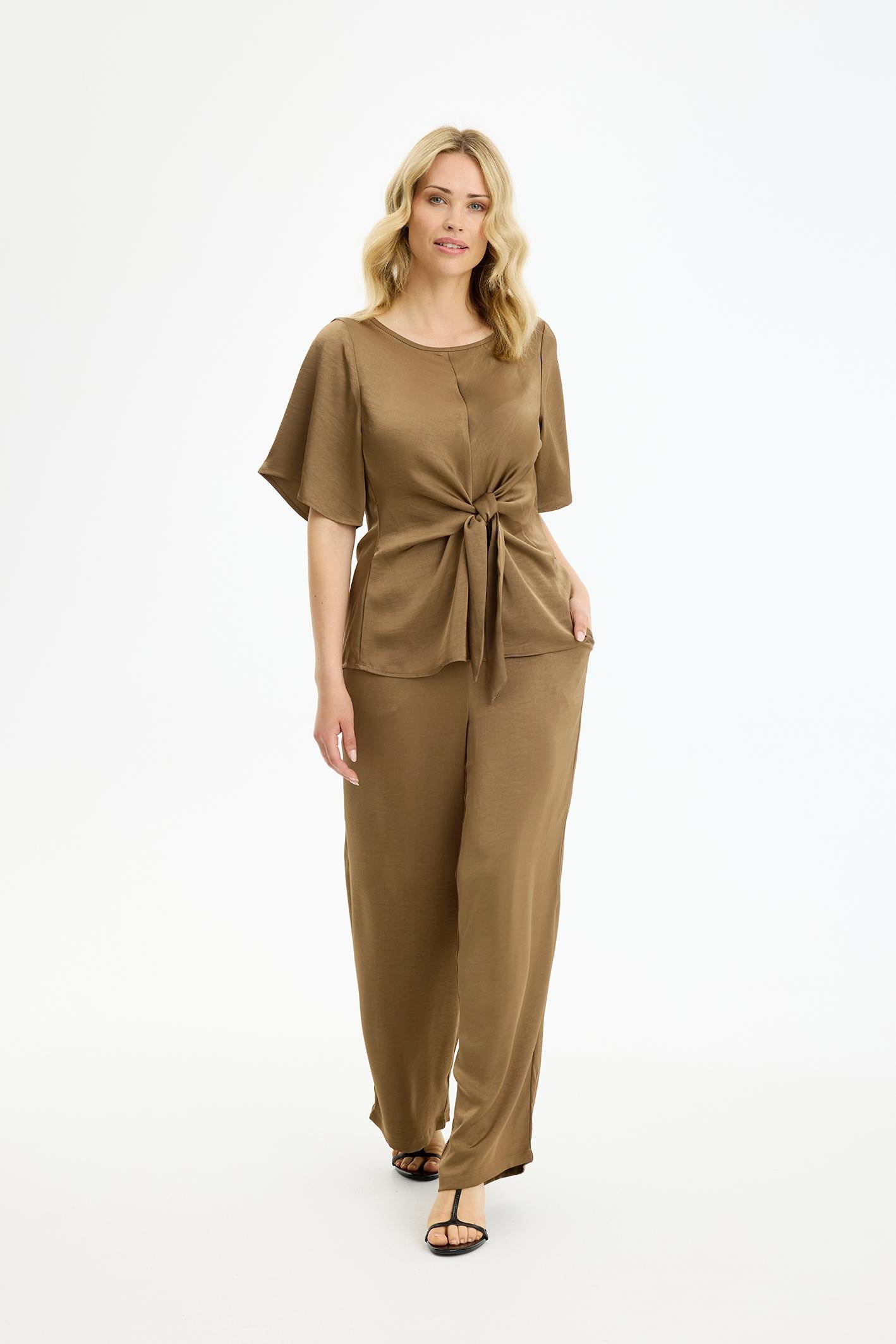 Faye bluse