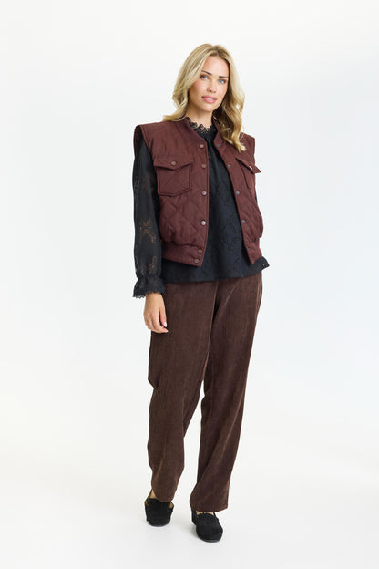 Davina vest