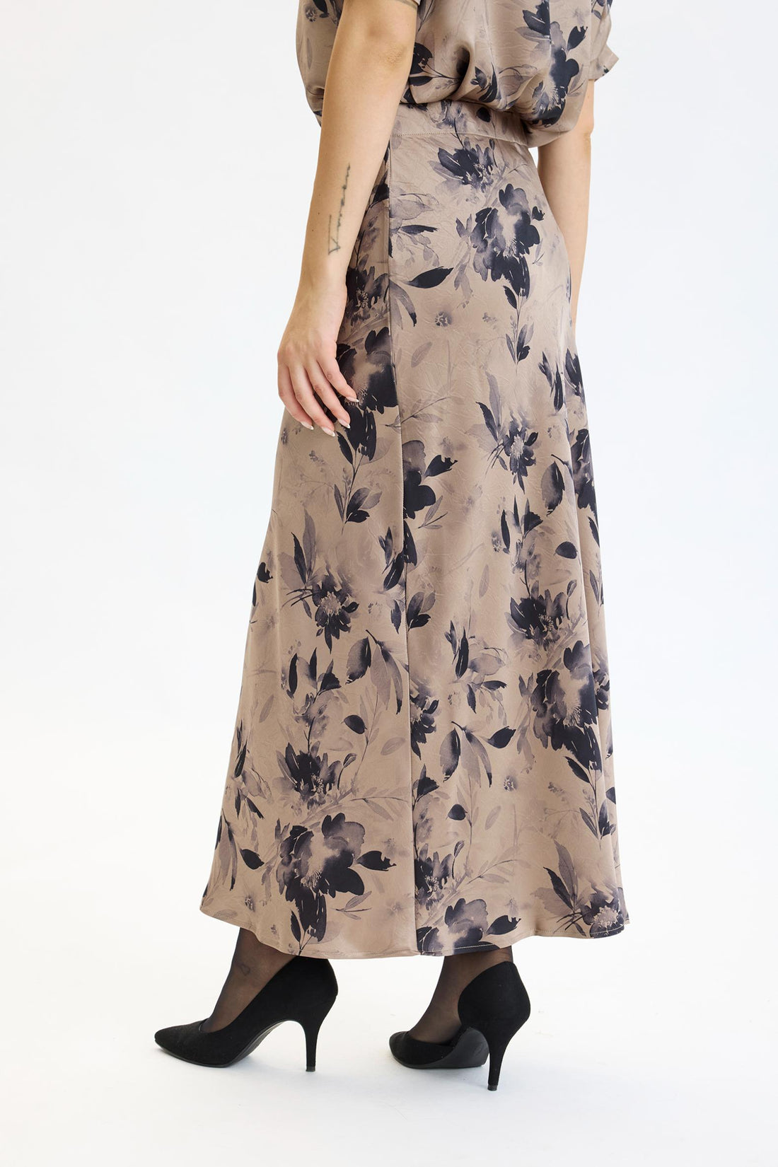 Vallerie nederdel